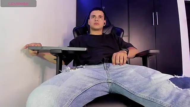 عرض كام Liam_Mateo