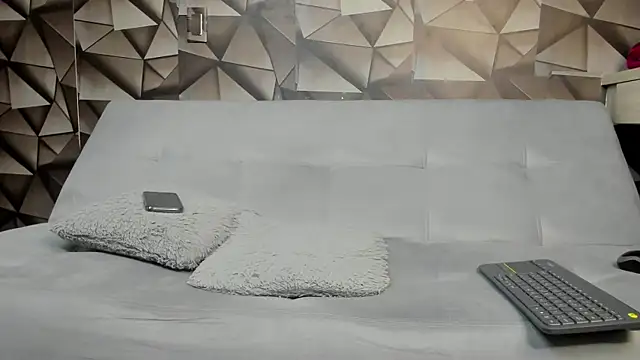 XXX chat uživo modela Latino_stud4u