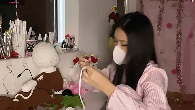 Tieu-May's Live XXX Chat