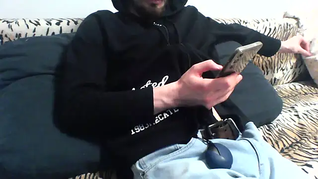 KaelNox 现场XXX聊天