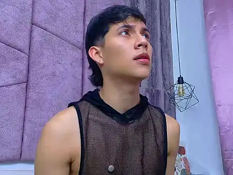 AronTawers' Webcam Show