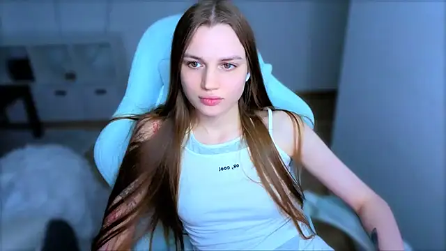 StellaLawless: онлайн-секс-чат