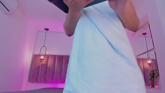 emmiily_z: онлайн-секс-чат