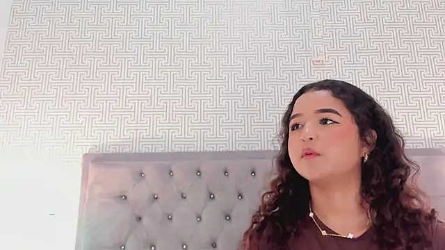 Evaa_Lunna_ live XXX chat