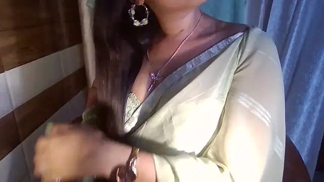 Yashika_LovesのライブXXXチャット