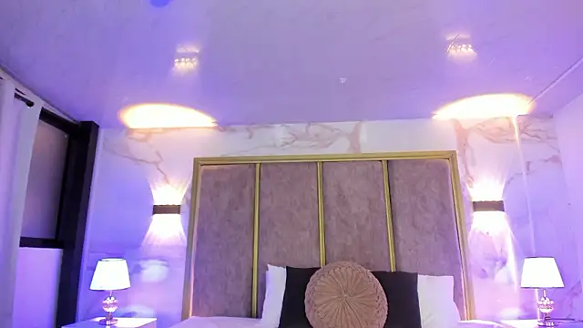 Pertunjukan Kamera Web MarianaGarciaa__