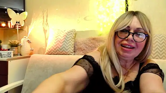 SusieNoreen: онлайн-секс-чат