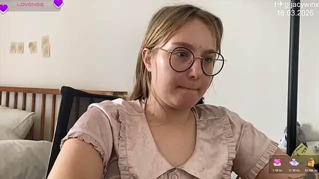 JacyWinslatn Live XXX chat