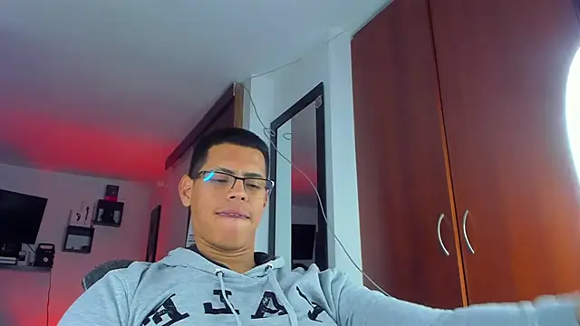 _John_Boy_ 即時 XXX 聊天