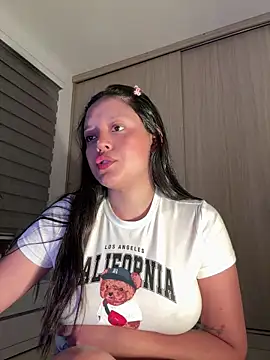 Chat XXX ao vivo de kenndall_21