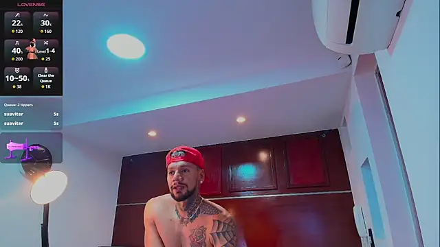 XXX chat uživo modela Valentiinoss