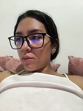 Chat XXX en directo de Mila_Morgan