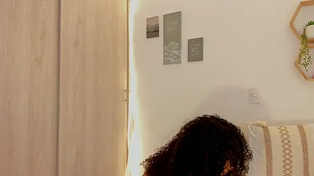 mariam_hillの  ウェブカメラショー