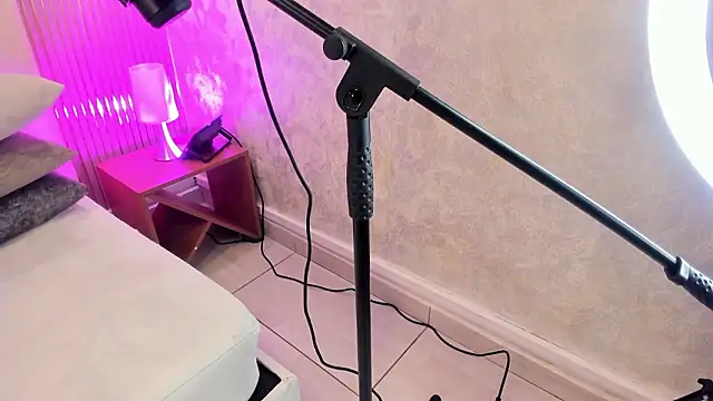 cayla_jonnes 现场XXX聊天