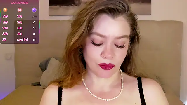 PetersEmily's Live XXX Chat