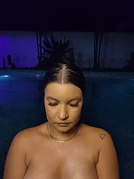 Pretty_Julieta Chat XXX live