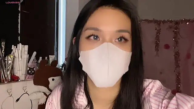 Tieu-May 即時 XXX 聊天