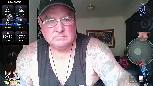 KINKYBLUEYES69のウェブカメラショー