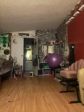 Pokazy przed kamerką – TranSexualJade95