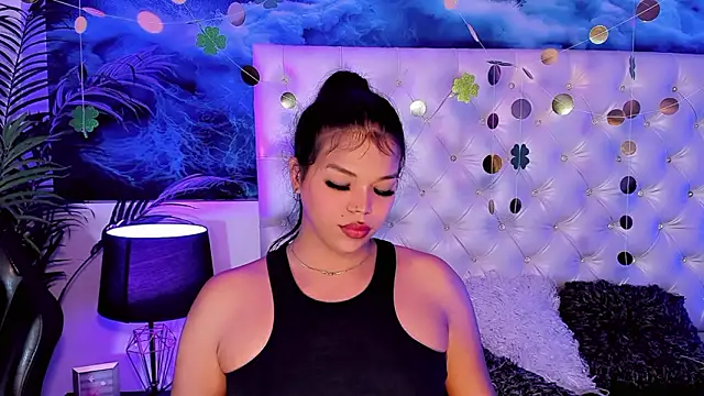 Keira_Fox31 网络视讯表演