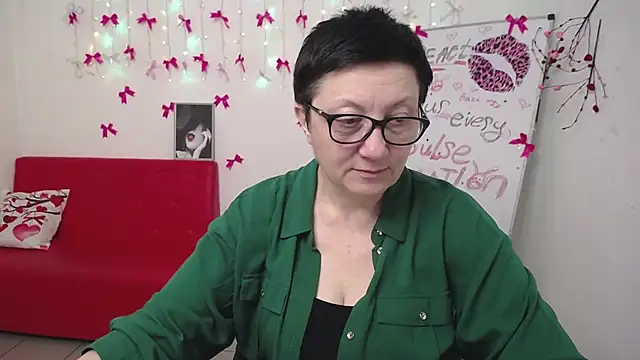 Czat XXX na żywo – EmilyL0ve