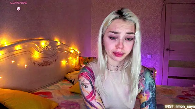 LillyMoure_ Live XXX-chat
