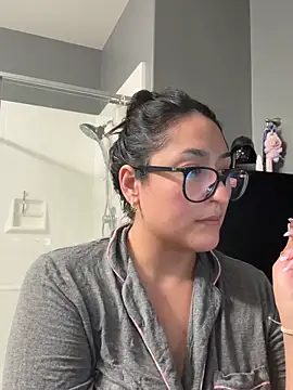 Goddessxxrosexx: онлайн-секс-чат