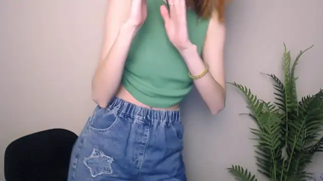 Chatroom XXX en direct de GuessMe___