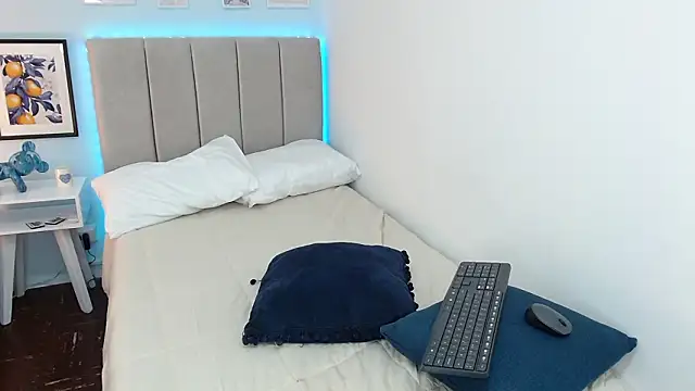 Вебкам-шоу Emma_Brm