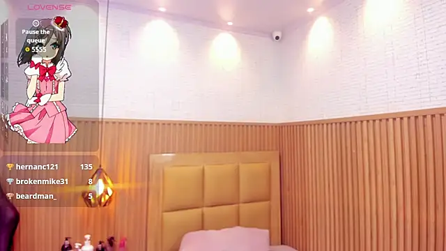 LOLAMAXI's Live XXX Chat