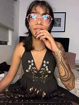 TweetiePieXXX's Live XXX Chat