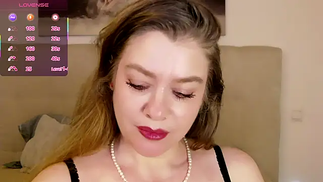 PetersEmily's Live XXX Chat