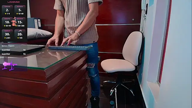 Valentiinoss Live XXX-chat