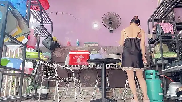 LinhChi_9x 即時 XXX 聊天