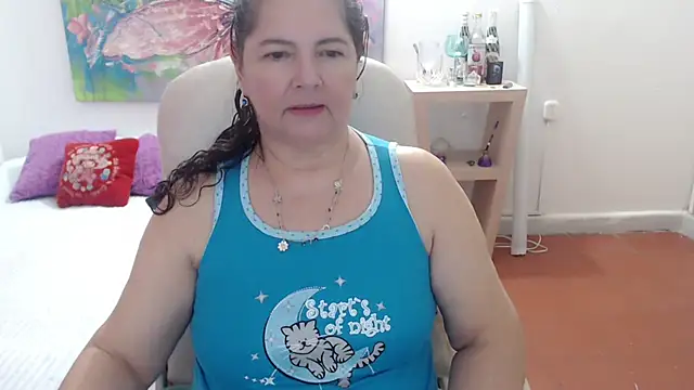 leonela_69 即時 XXX 聊天