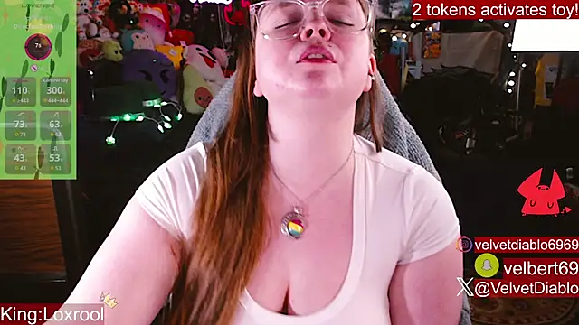 Chat XXX ao vivo de VelvetDiablo