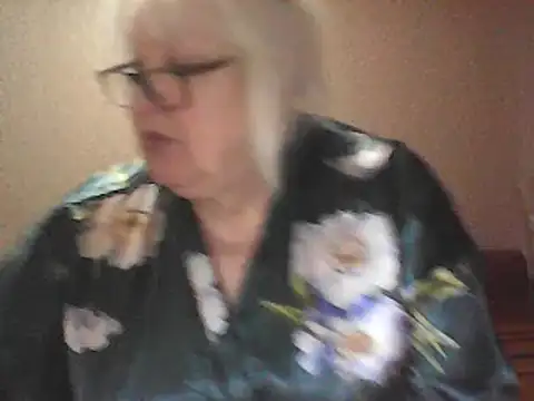 Alexia64231のライブXXXチャット