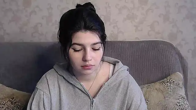 دردشة KisaModel الجنسية المباشرة