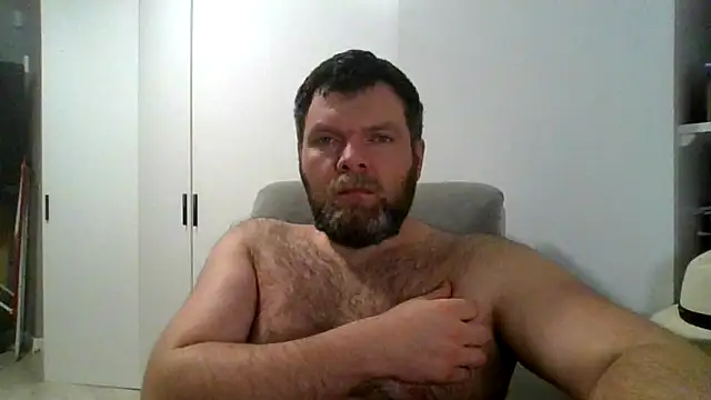 Hot_Adonis Chat XXX in diretta