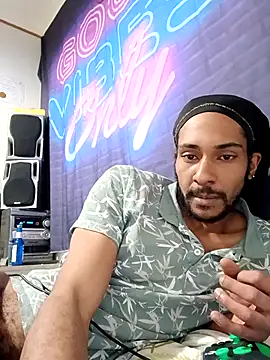 Онлайн чат XXX Mikaaa97