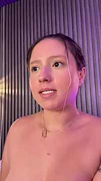 MiaPetit_'s Live XXX Chat