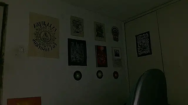 alex_one888 élő XXX-chatje