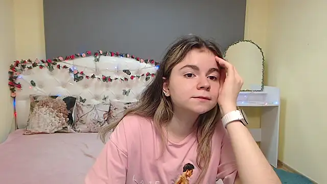 TinaRedly's Live XXX Chat