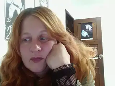 ViioletaMora élő XXX-chatje