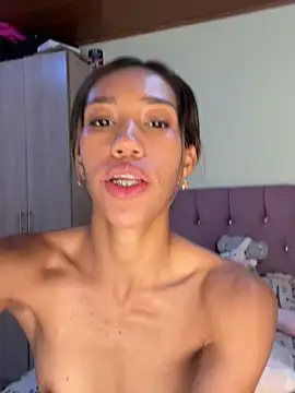 zoe_storm élő XXX-chatje