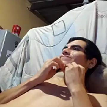 Ortiz3404 élő XXX-chatje