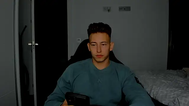 find0m_master Show Webcam