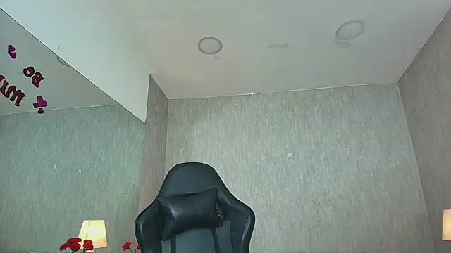 MeganDiamont_FG Live XXX-Chat