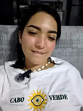 Lilitth_ élő XXX-chatje