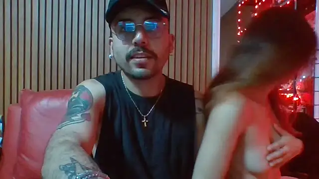 Karamel444 Show in webcam